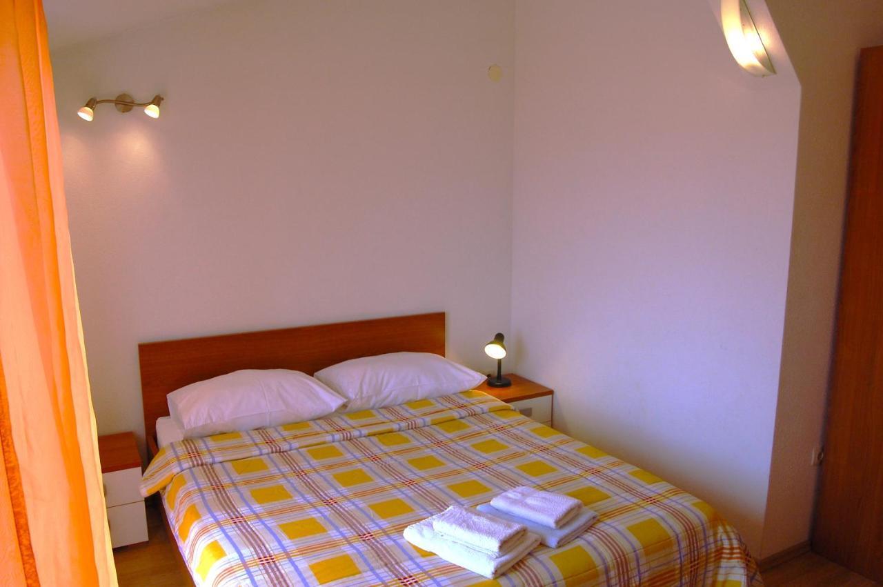 Apartments & Rooms Pierino Bol Exterior foto